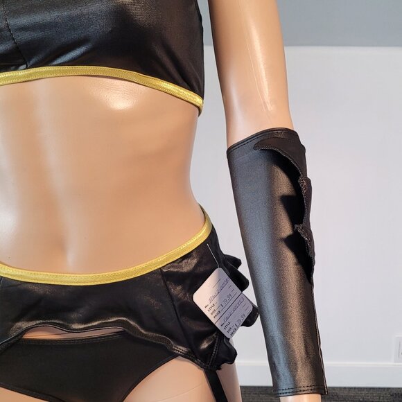 Ladies Sexy Batwoman/Batman 6 Piece Costume Fits Small/Medium FAN2-005453 - Picture 3 of 7